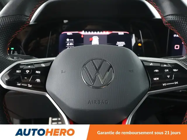 Volkswagen Golf view 19
