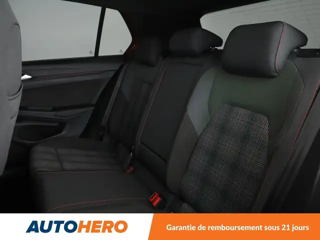 Volkswagen Golf view 14