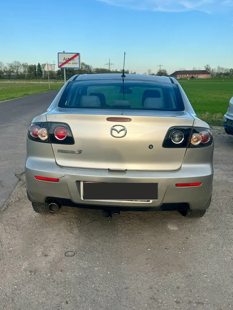 Mazda 3 - 1
