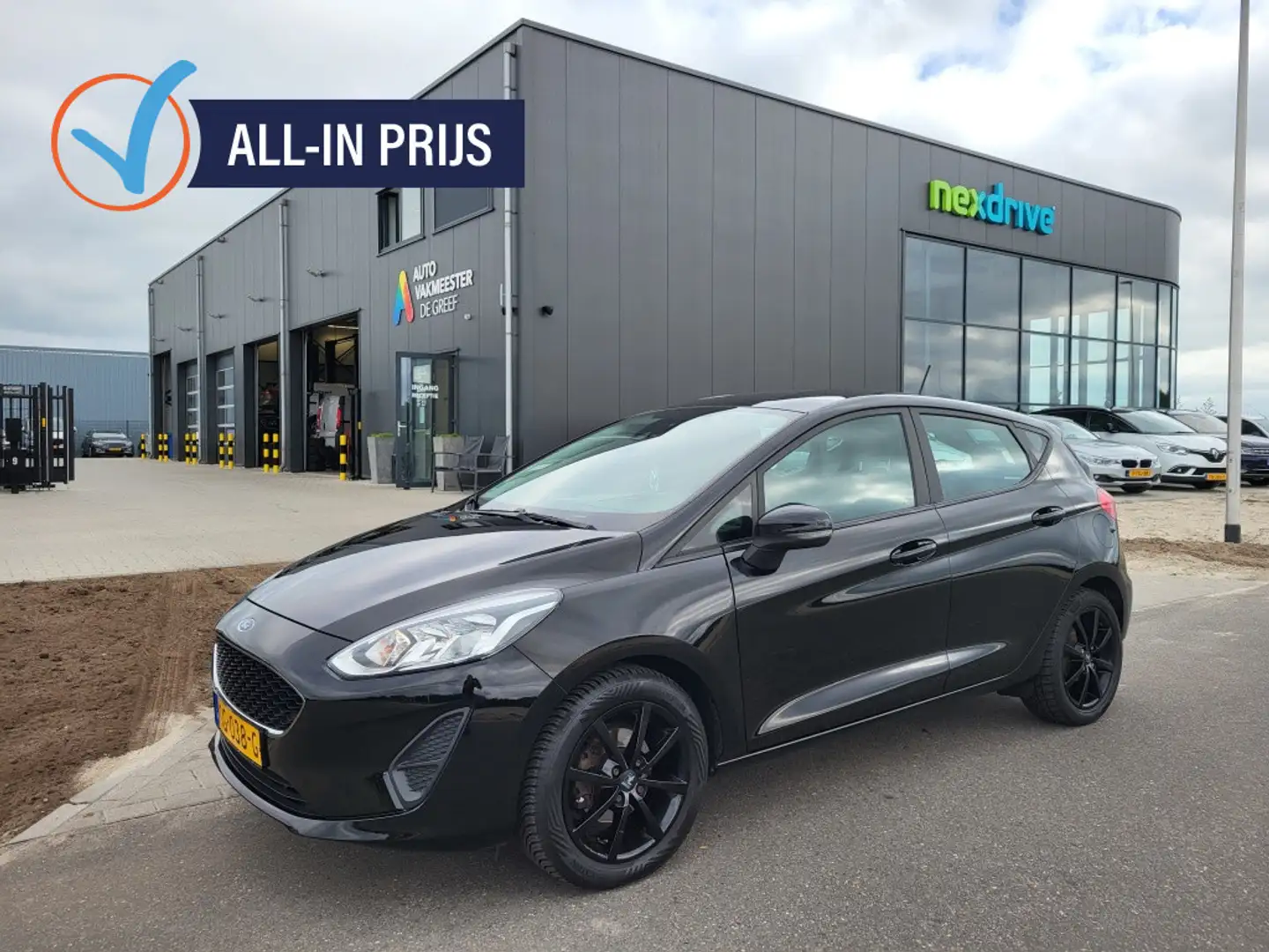 Ford Fiesta 1.1 85 pk Trend Parkeersensoren Cruise-control App Nero - 1