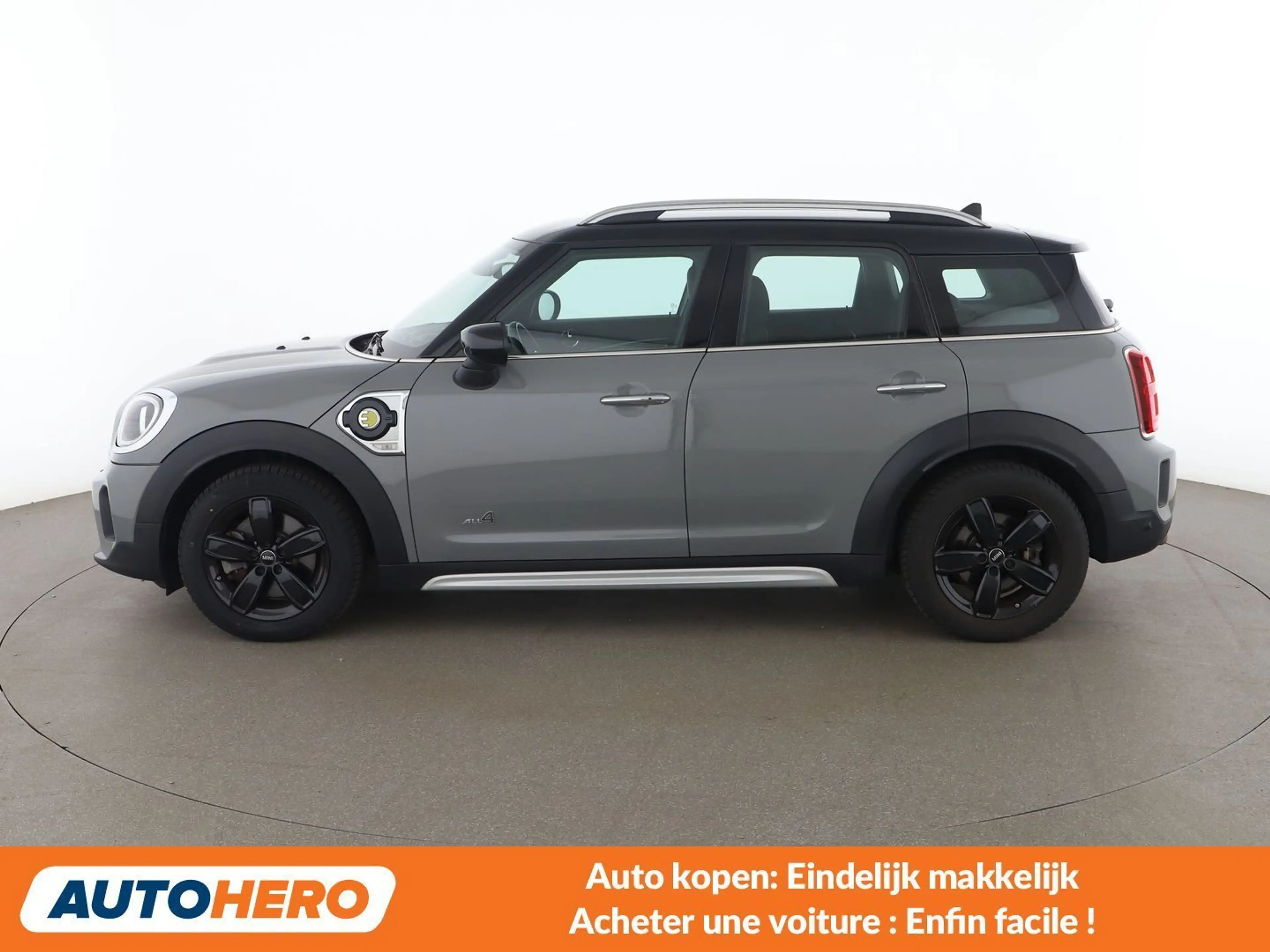 MINI Cooper SE Countryman Cooper S E Hybrid ALL4 Classic Trim — photo 3