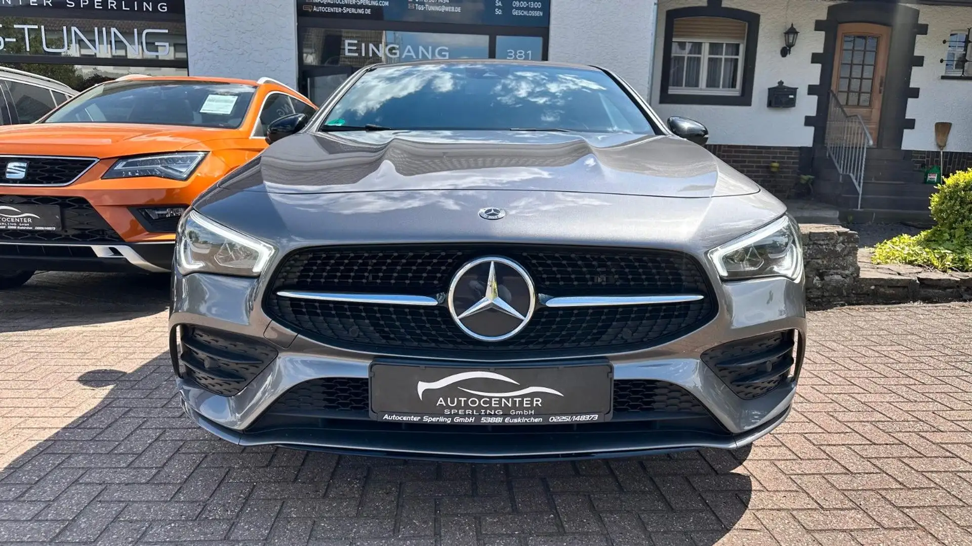 Mercedes-Benz CLA 250 CLA 250  Shooting Brake AMG-Line Grijs - 2