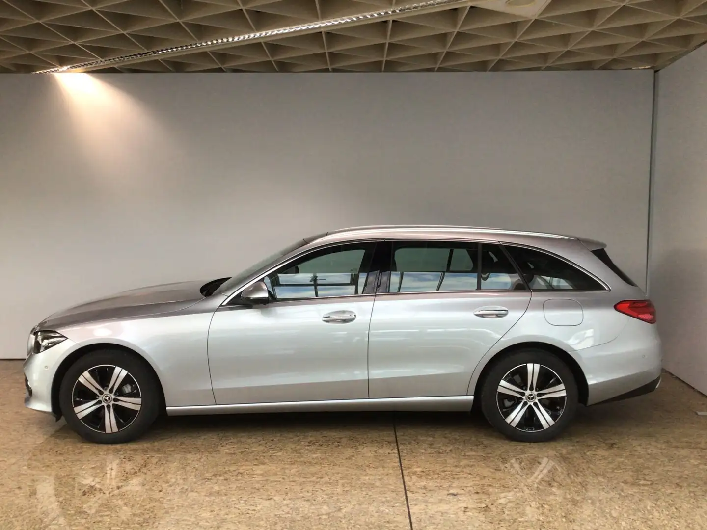 Mercedes-Benz C 300 C 300 T de 4M AVANTGARDE PLUS/Fahrass/Pano/Head Silber - 2