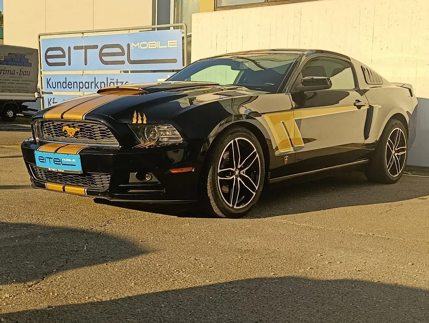Ford Mustang 3,7  V6 Aut. Vollleder Klima Kamera Negro - 1
