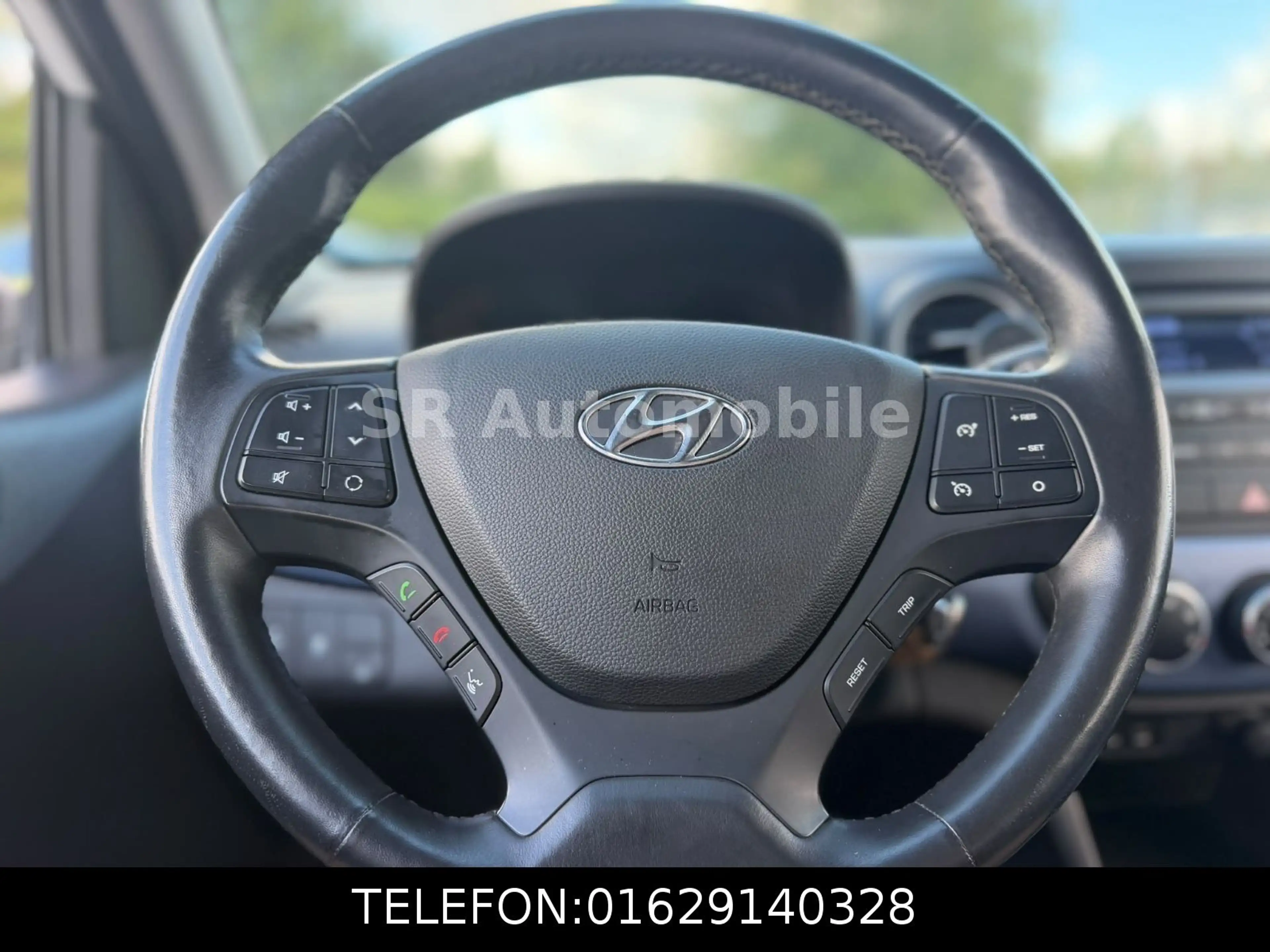 Hyundai i10 FIFA World Cup Edition*SHZ*KLIMA*MULTI* — photo 13