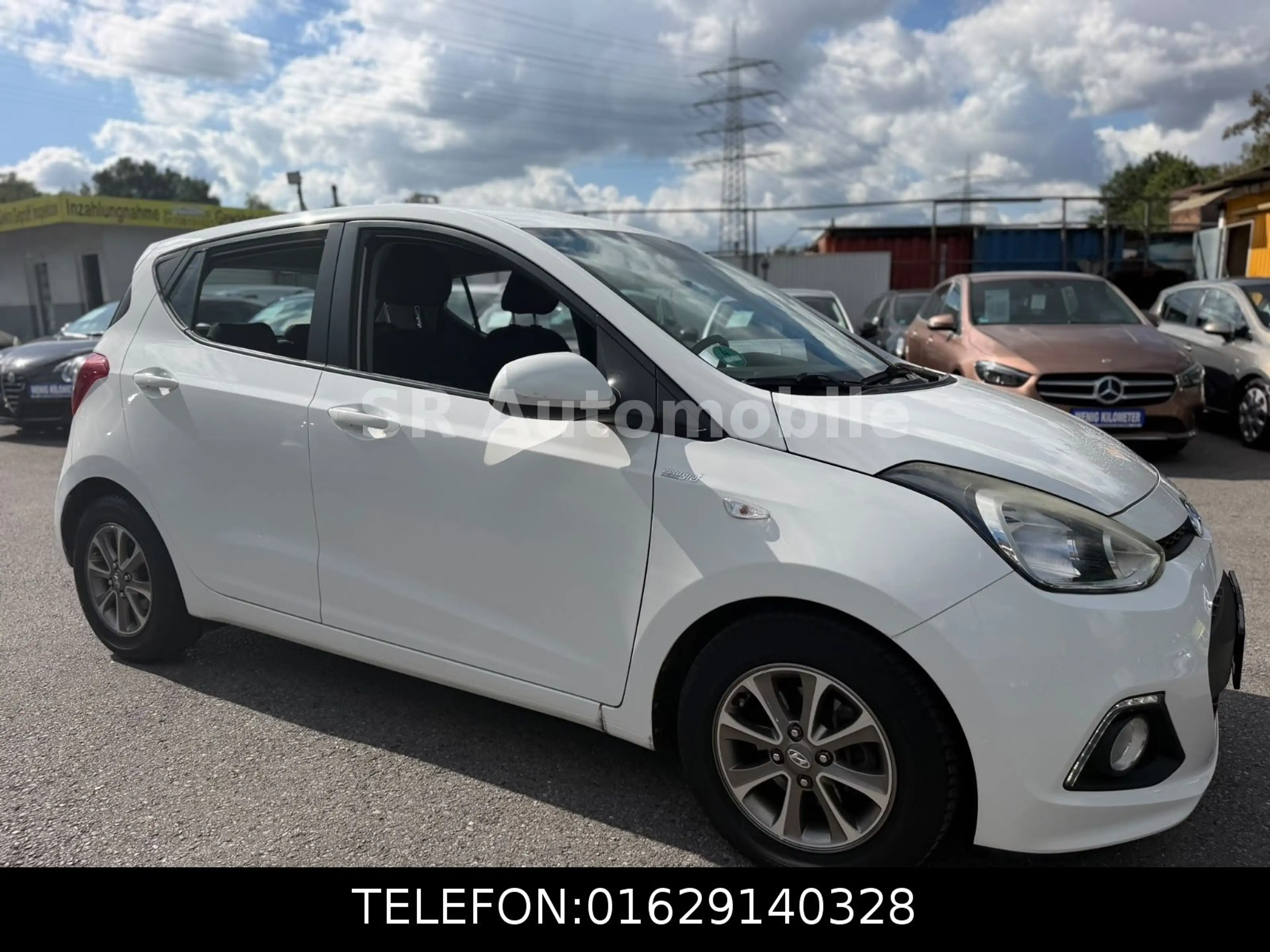 Hyundai i10 FIFA World Cup Edition*SHZ*KLIMA*MULTI* — photo 9
