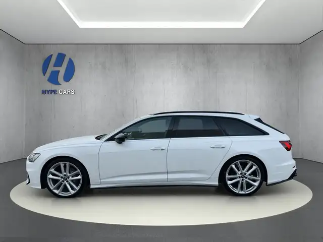Audi A6 Avant view 6