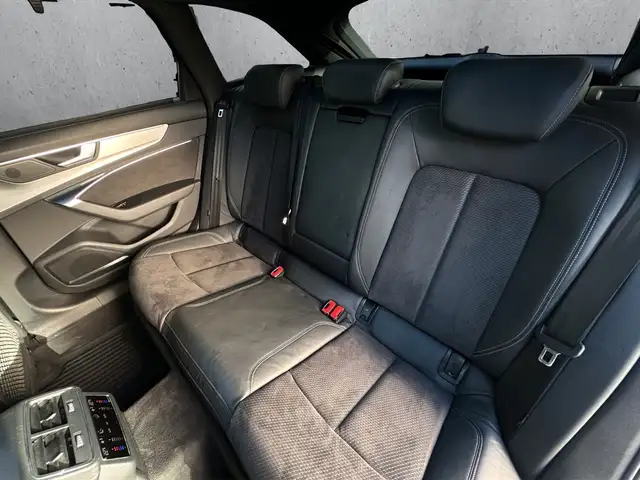 Audi A6 Avant view 14