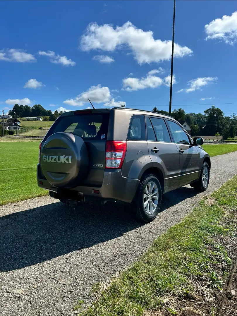 Suzuki Grand Vitara 1,9 DDiS VX-EL Executive L4 - 1