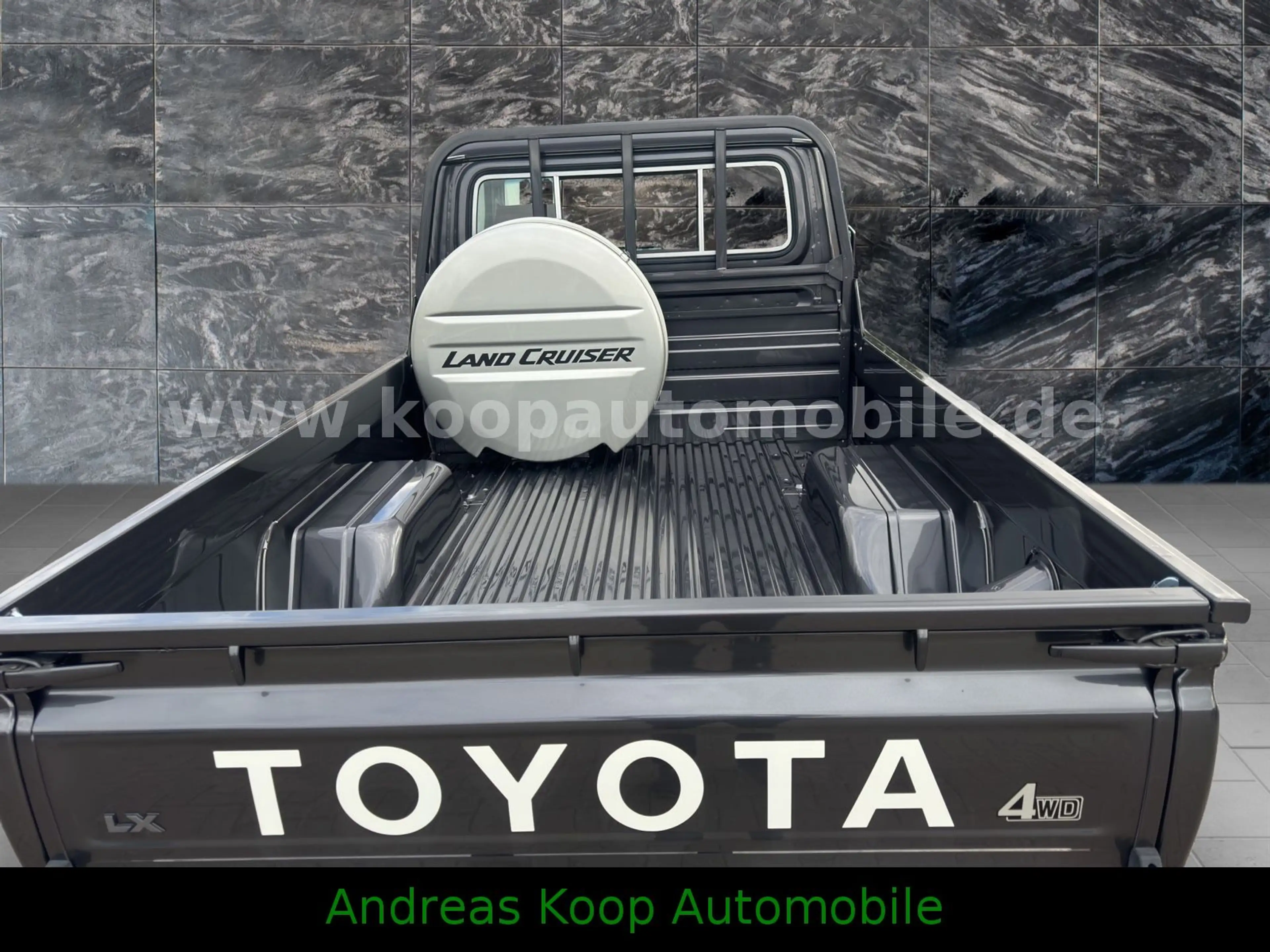 Toyota Land Cruiser GDJ 79SC 2,8-Diesel Aut LX-Z SOFORT — photo 8