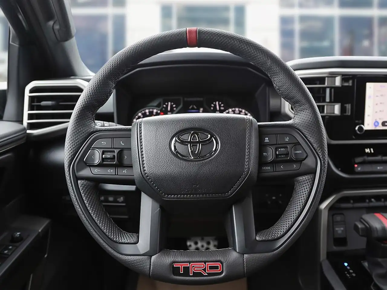 Toyota Tundra снимка Toyota Tundra