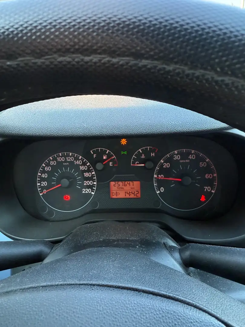 Fiat Grande Punto Grande Punto 5p 1.3 mjt 16v Dynamic 75cv Argent - 2