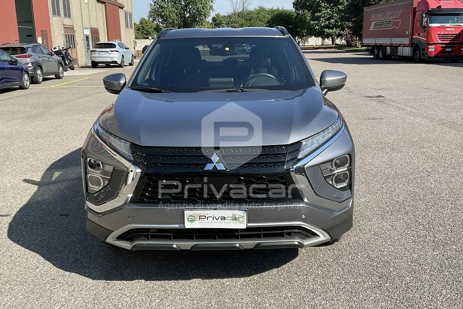 Mitsubishi Eclipse Cross Eclipse Cross 2.4 MIVEC 4WD PHEV Instyle SDA Pack 0 Argent - 2
