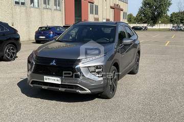 Eclipse Cross 2.4 MIVEC 4WD PHEV Instyle SDA Pack 0