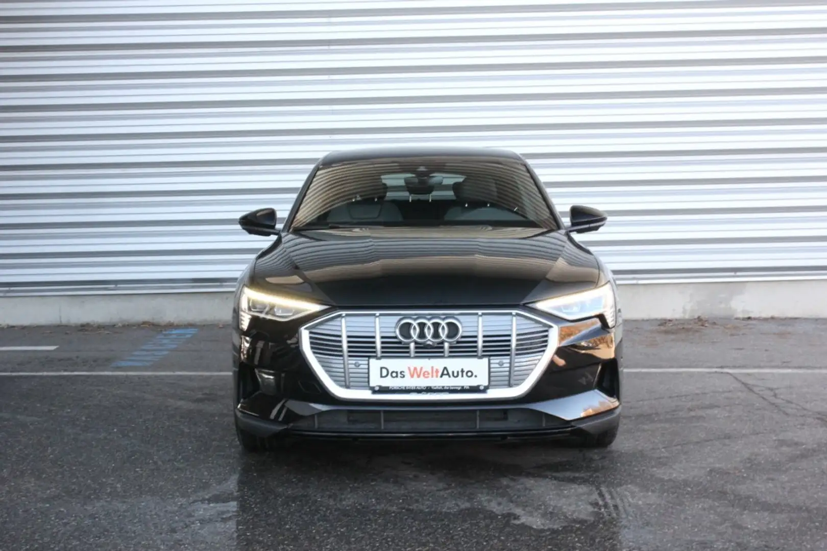 Audi e-tron 50 quattro 230 kW Business Schwarz - 2
