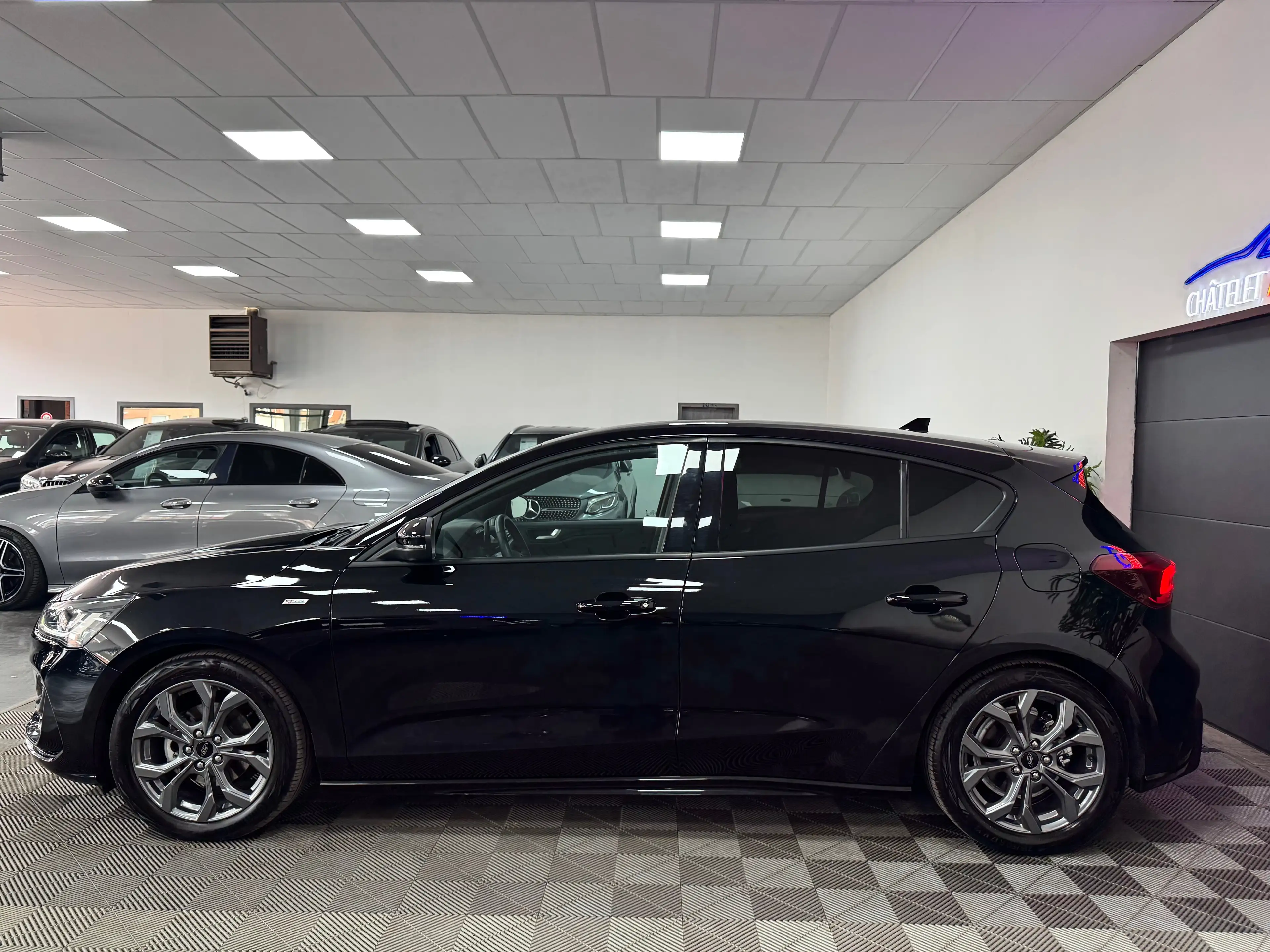 Ford Focus Focus 1.5 EcoBlue ST-Line état neuf Garantie 12 mois — photo 5