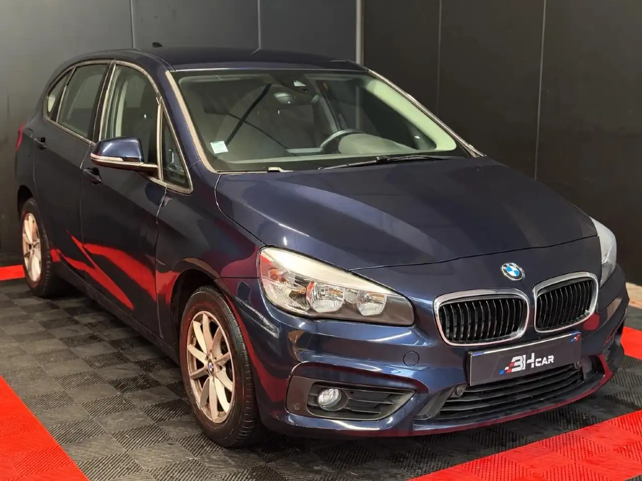 BMW 216