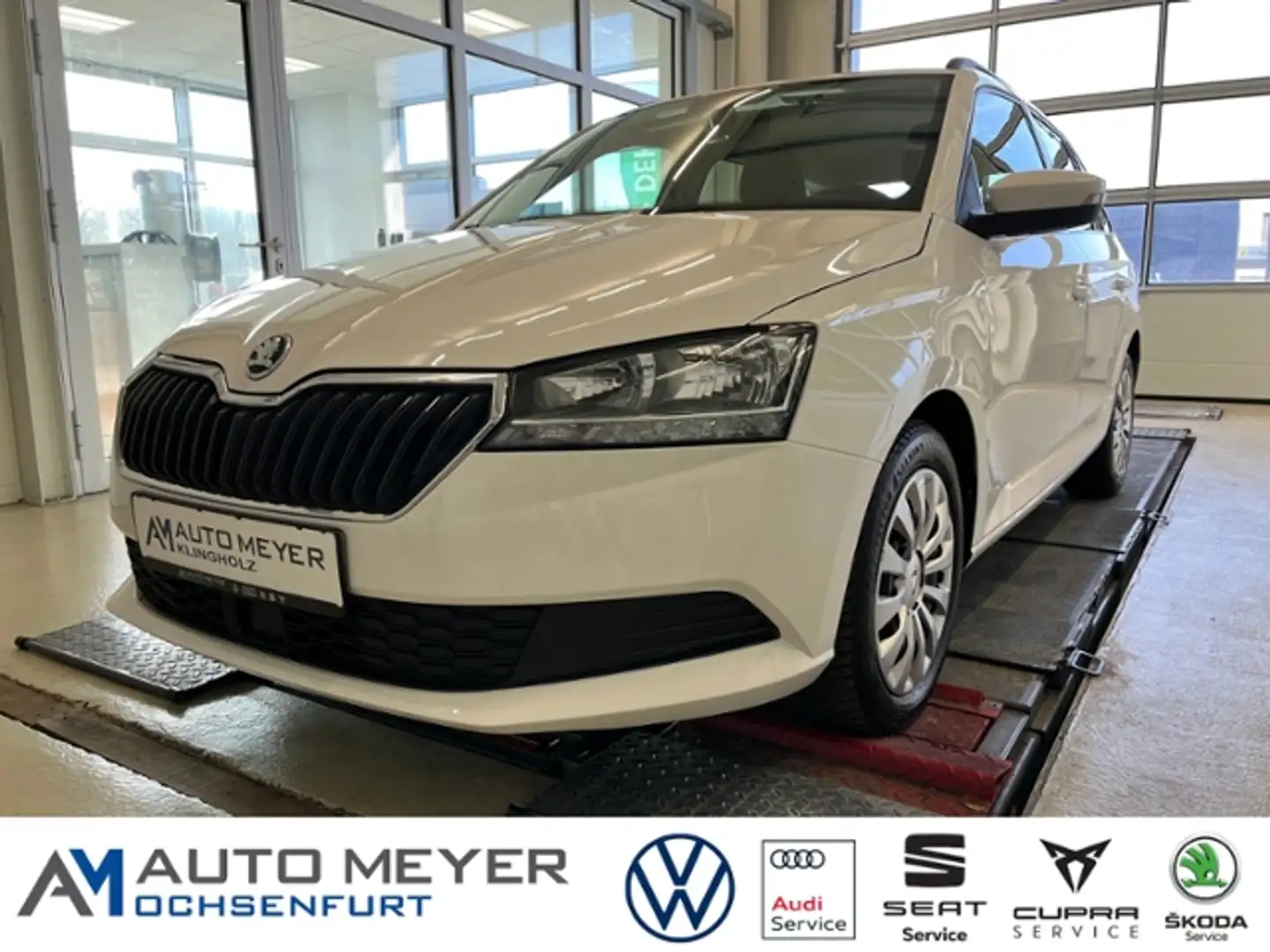 Skoda Fabia Combi Amb 1.0 TSI Navi Light Assist Smartlink+ Weiß - 1