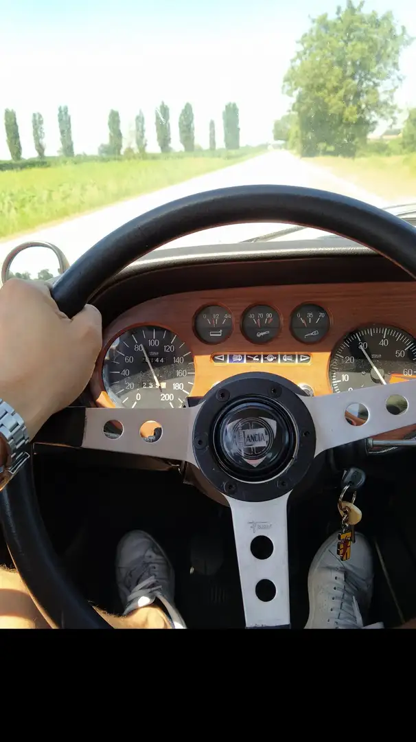 Lancia Fulvia Montecarlo Roşu - 2