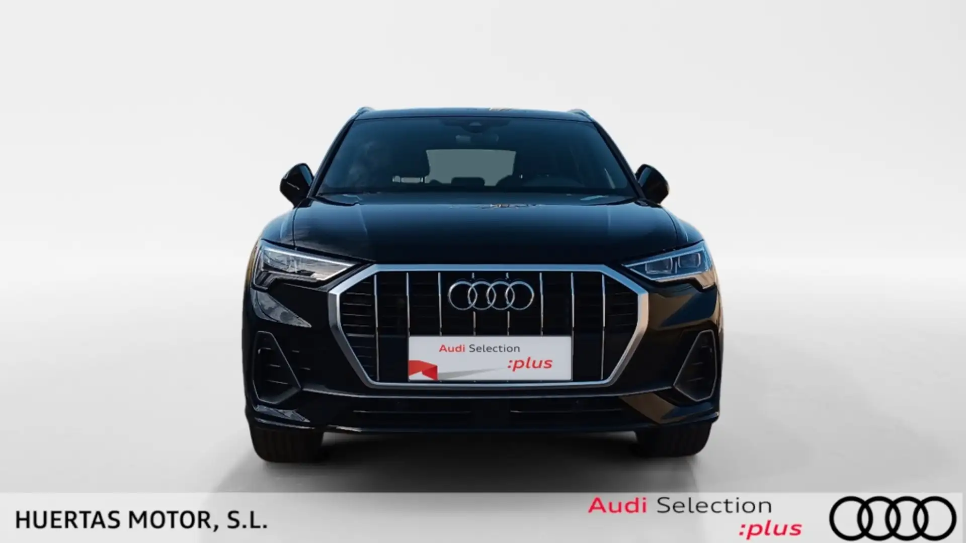 Audi Q3 TODOTERRENO 1.4 45 TFSI E S TRONIC S LINE 245 5P Negru - 2