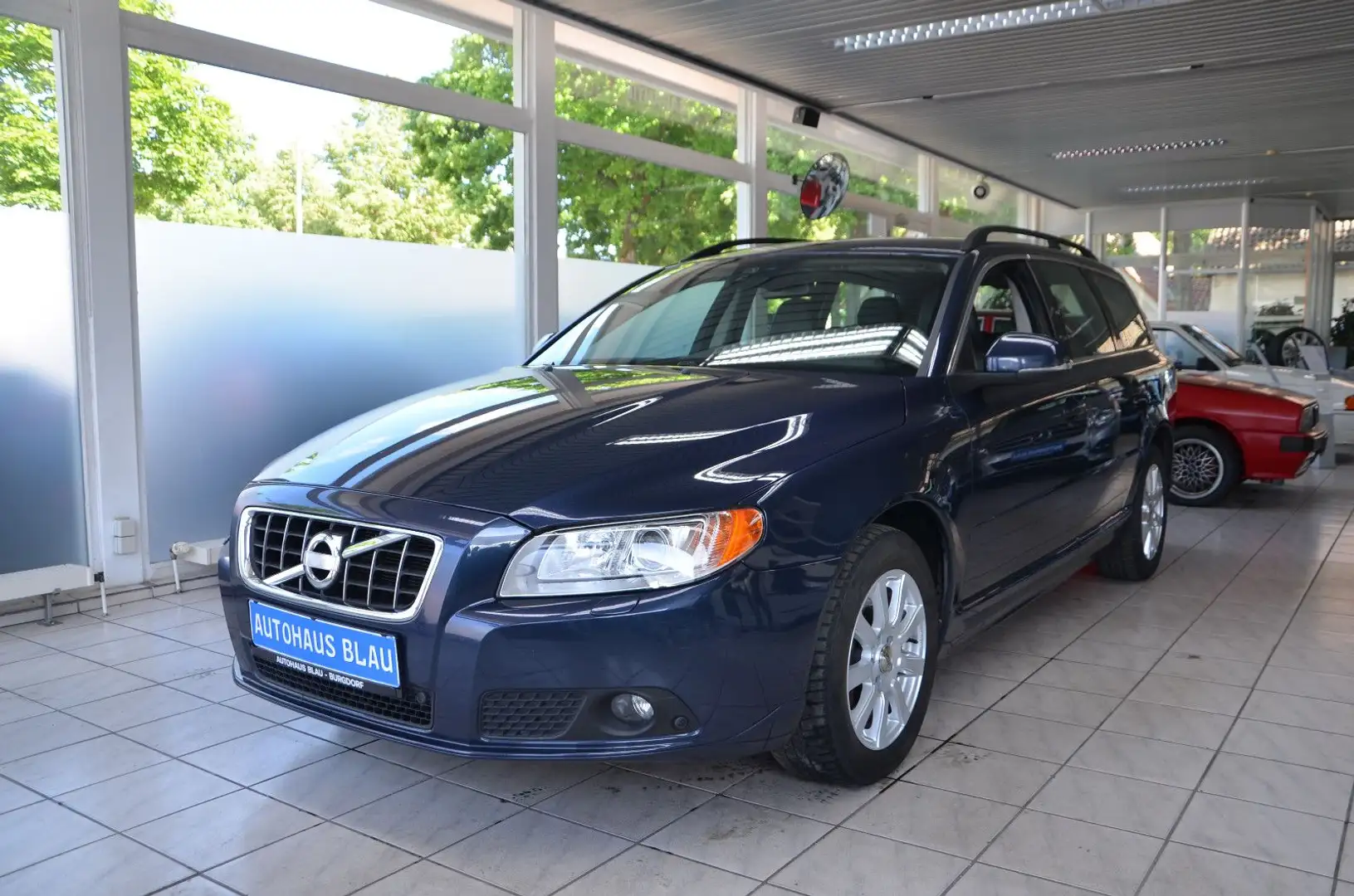 Volvo V70 D3 Kombi Momentum *AUTOMATIK*LEDER*NAVI* Blu/Azzurro - 1