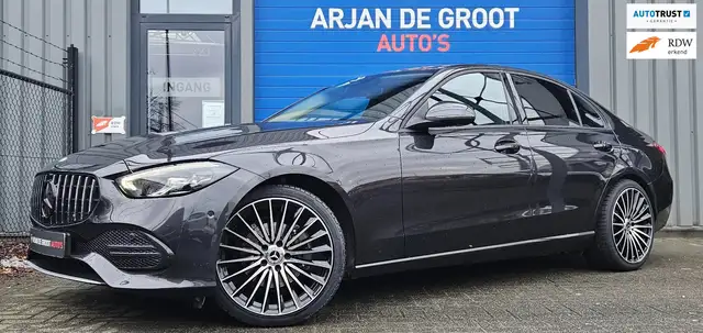 Mercedes-Benz C 180 Luxury Acc Leder Navi Clima 19" Amg Velgen Carplay
