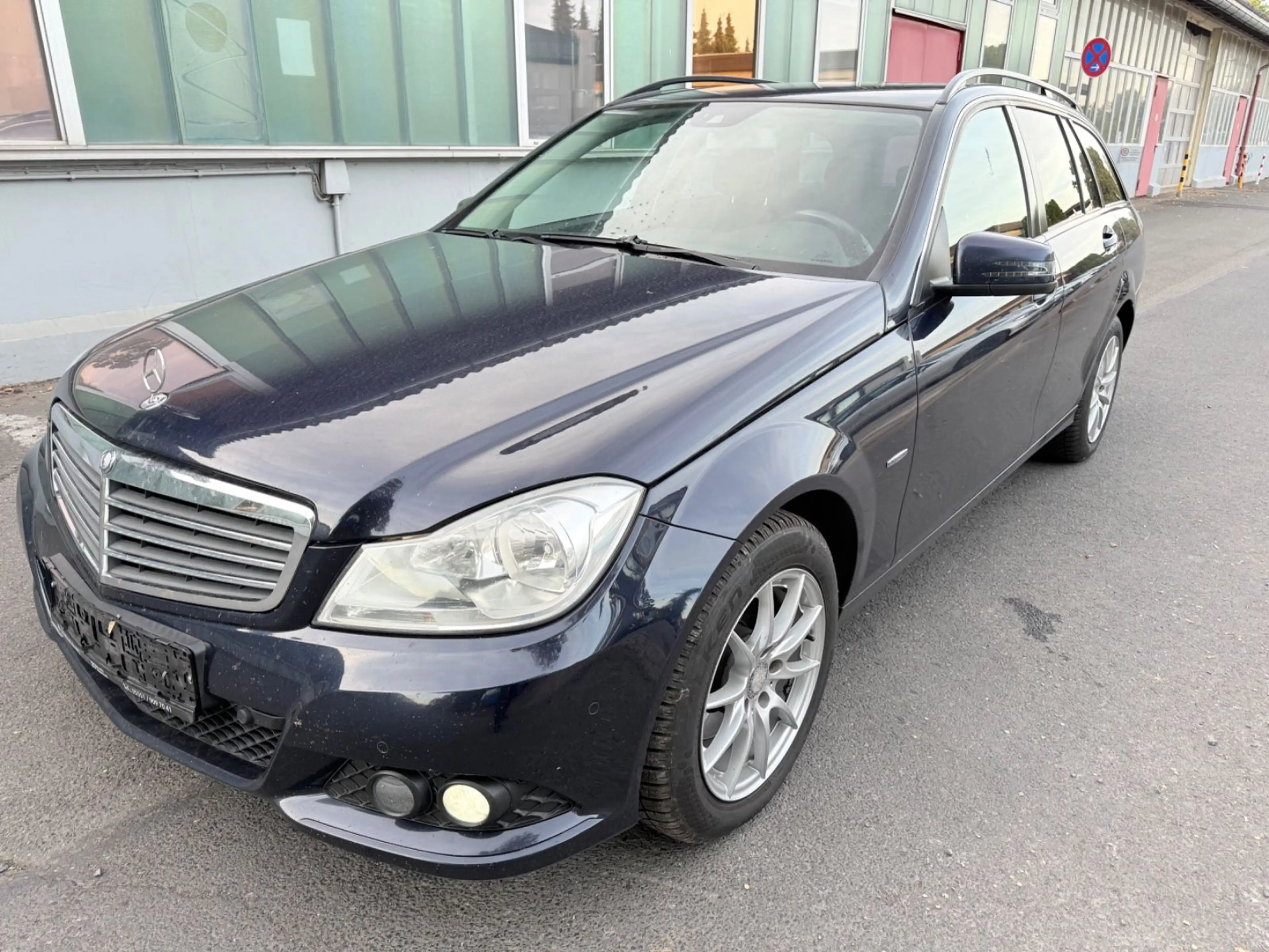 Mercedes-Benz C 220 C T-Modell C 220 CDI BlueEfficiency — photo 3