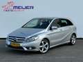 Mercedes-Benz B 180 Ambition Navigatie | Stoelverwarming | Sportvelgen Gris - thumbnail 1