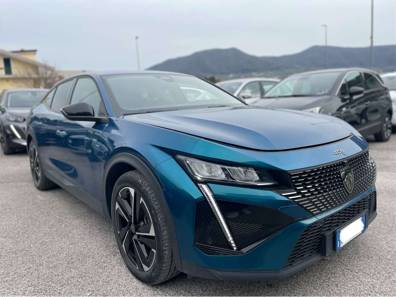 Peugeot 408 1.6 HYBRID ALLURE PACK 150CV
