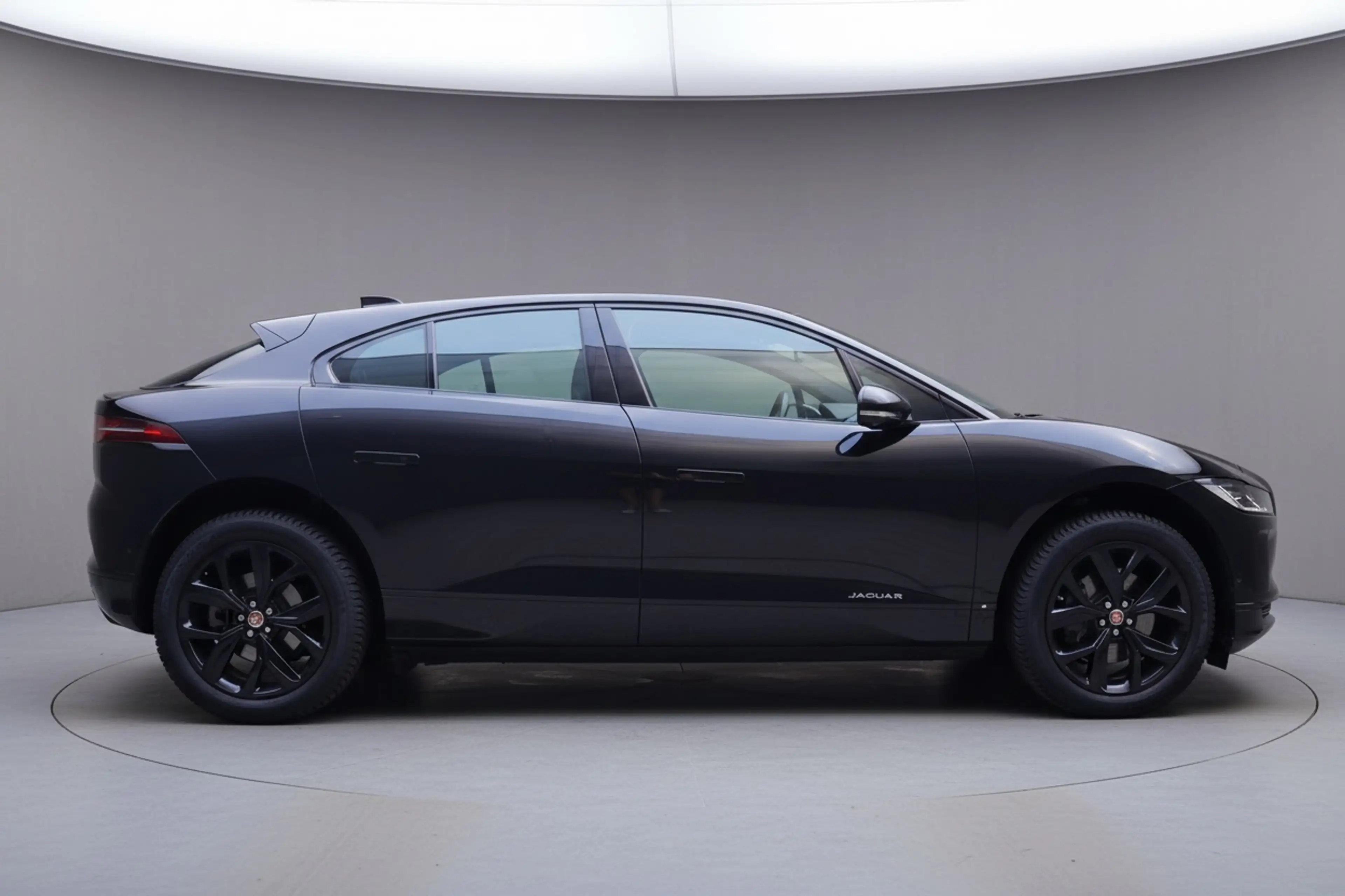 Jaguar I-Pace EV320 S Business Pack 90 kWh / New battery 30k / S — photo 7
