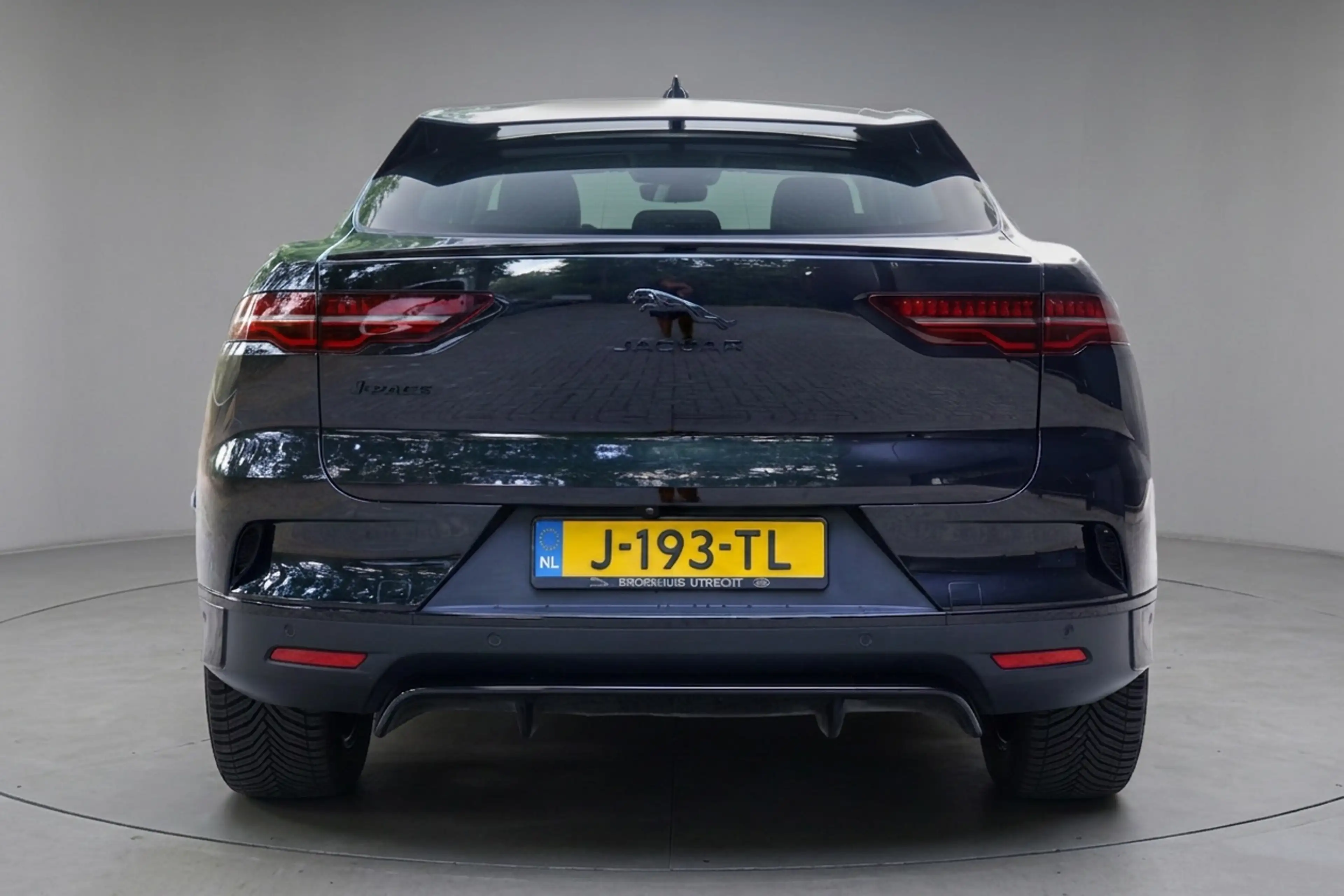 Jaguar I-Pace EV320 S Business Pack 90 kWh / New battery 30k / S — photo 5