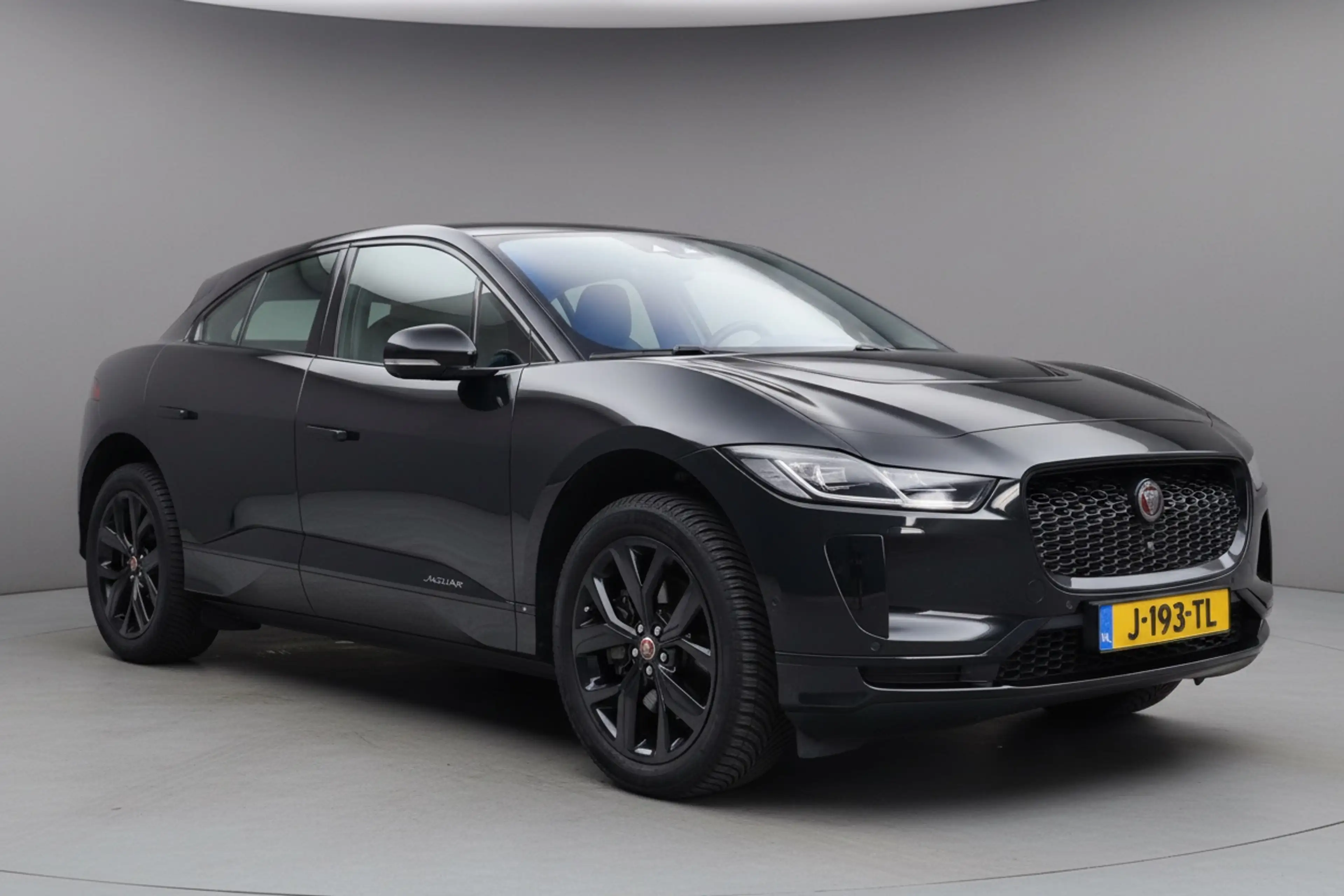 Jaguar I-Pace EV320 S Business Pack 90 kWh / New battery 30k / S — photo 14