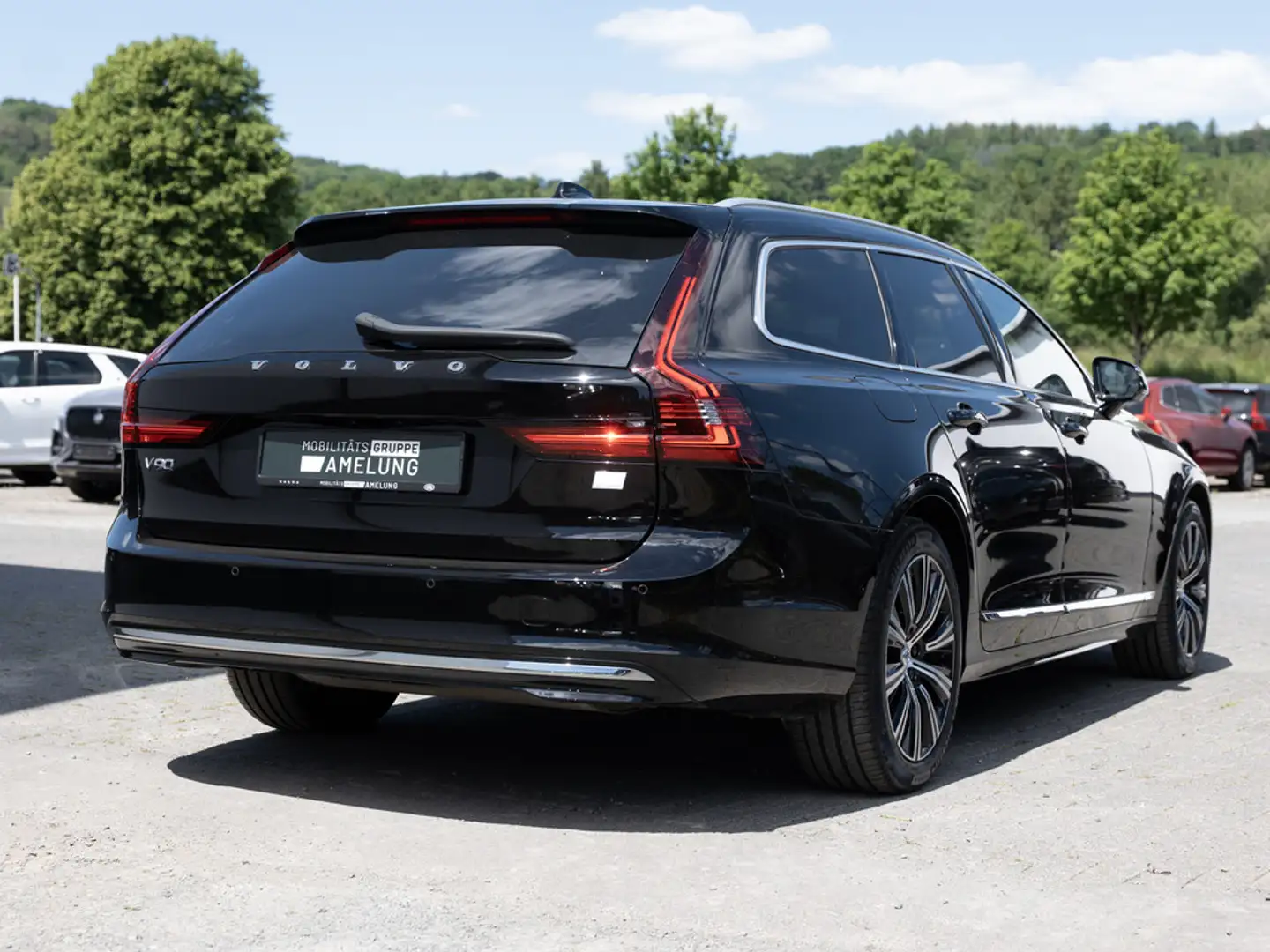 Volvo V90 Recharge T6 AWD Inscription Expression Schwarz - 2