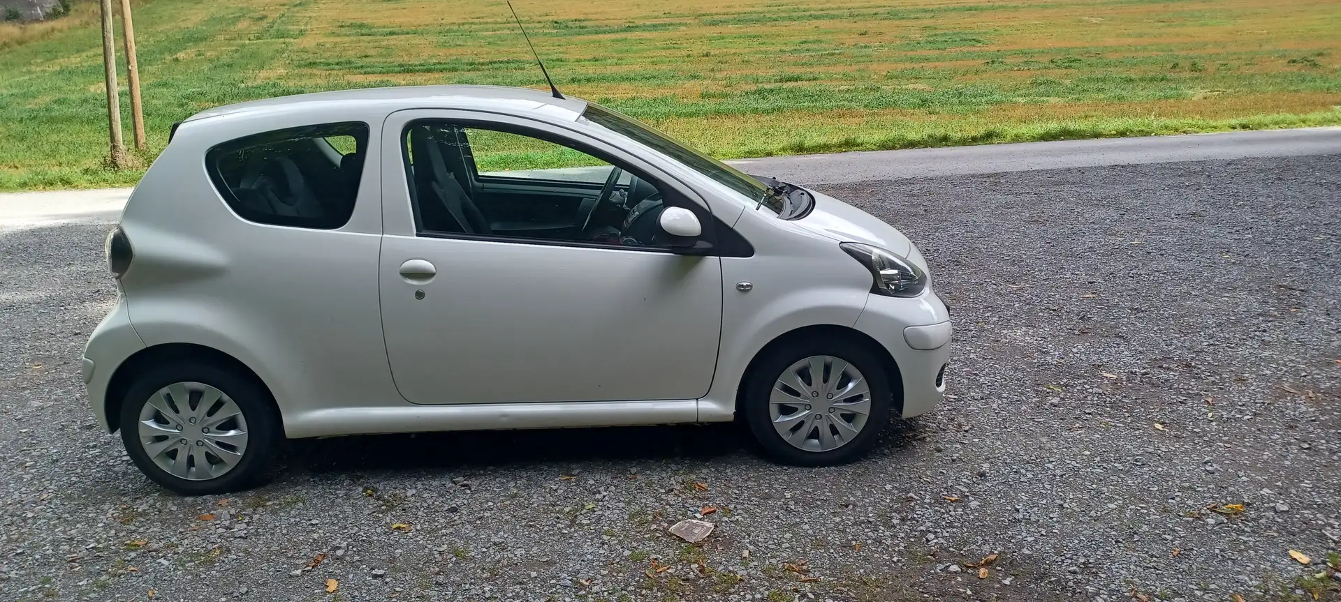 Toyota Aygo Aygo City Weiß - 1
