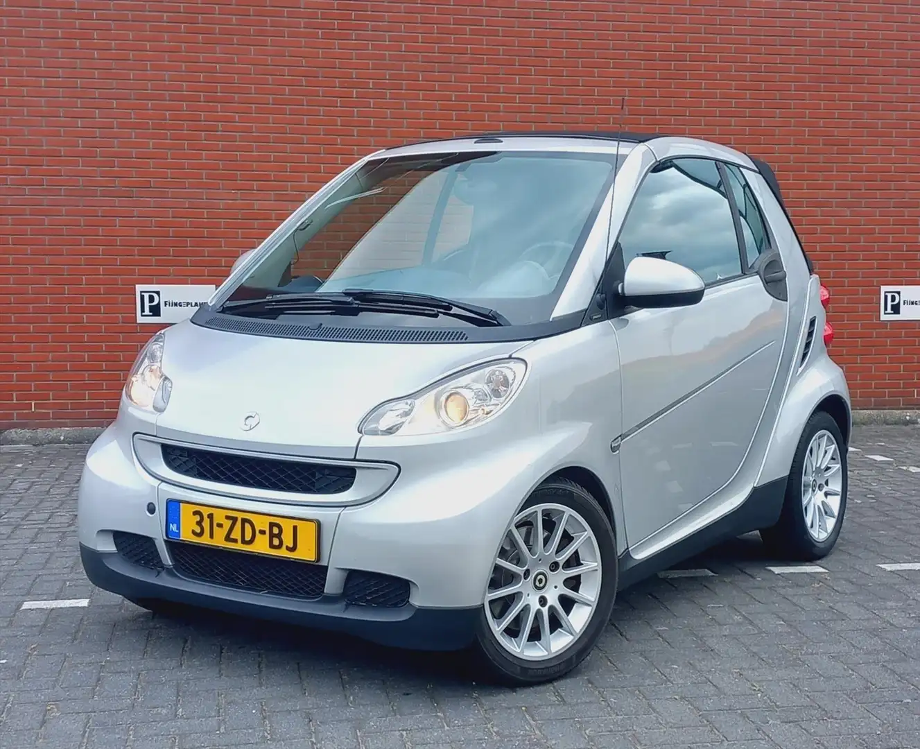 smart forTwo 1.0 52KW CABRIO Automaat Passion Grijs - 1