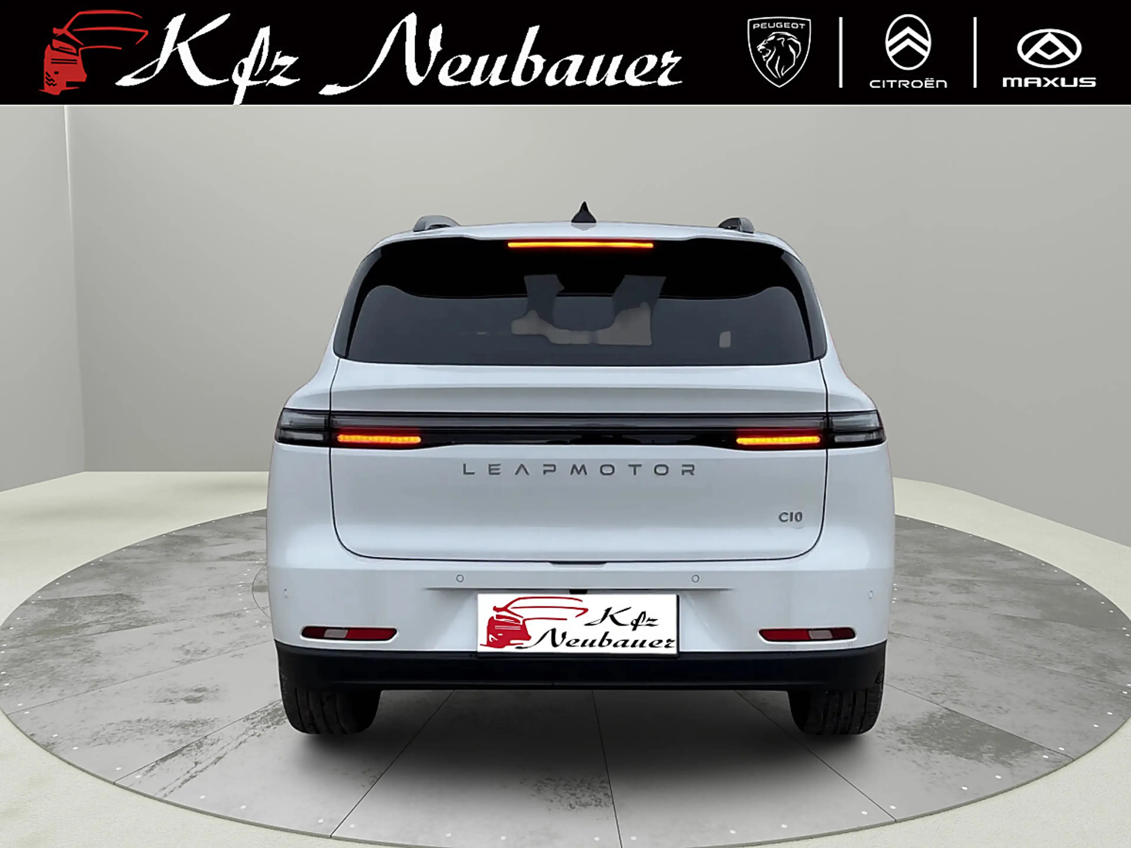 Leapmotor C10 REEV 28,4kWh Design — photo 8