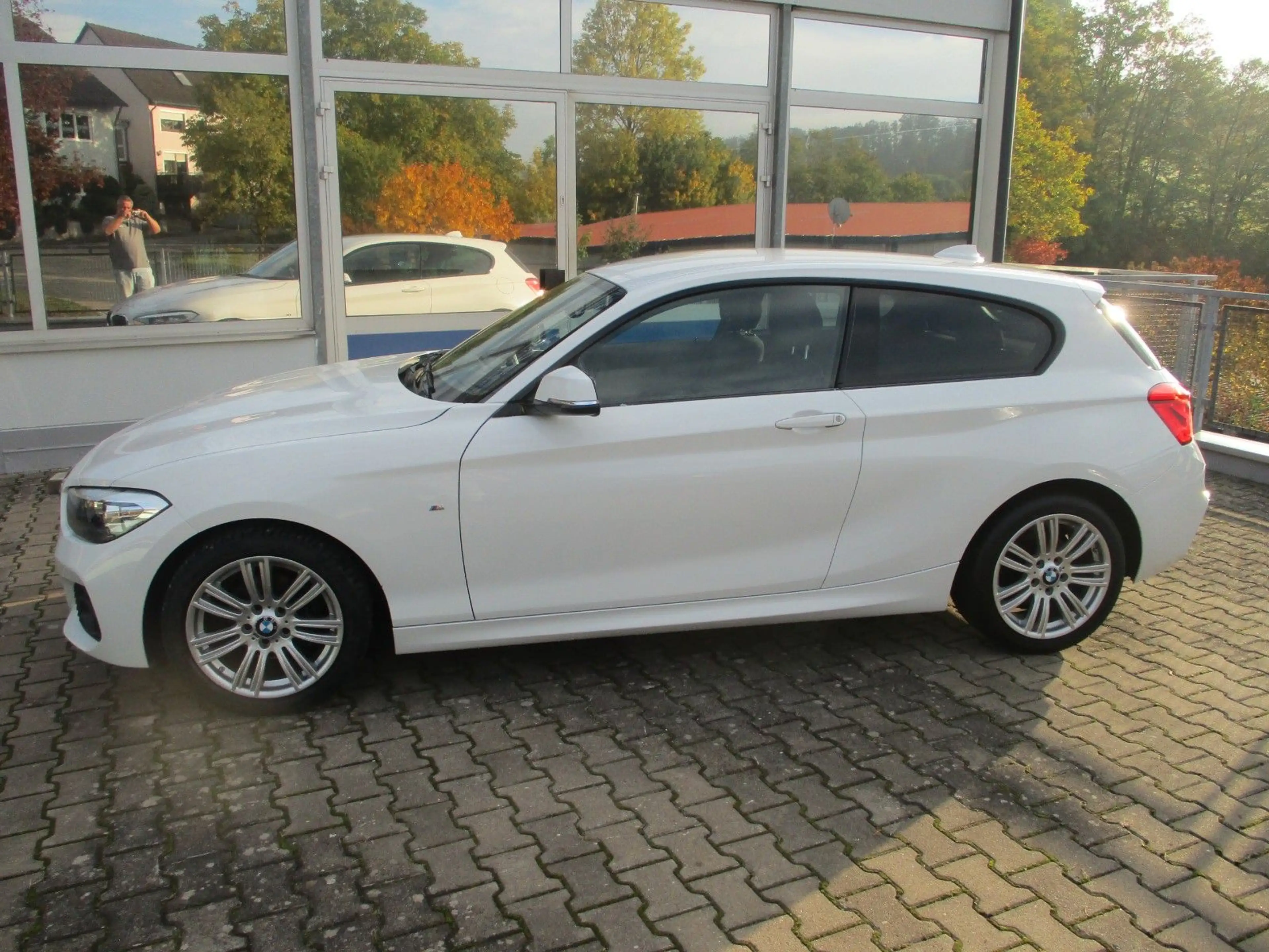 BMW 118 d M Sport+Alcantara+Edition — photo 3