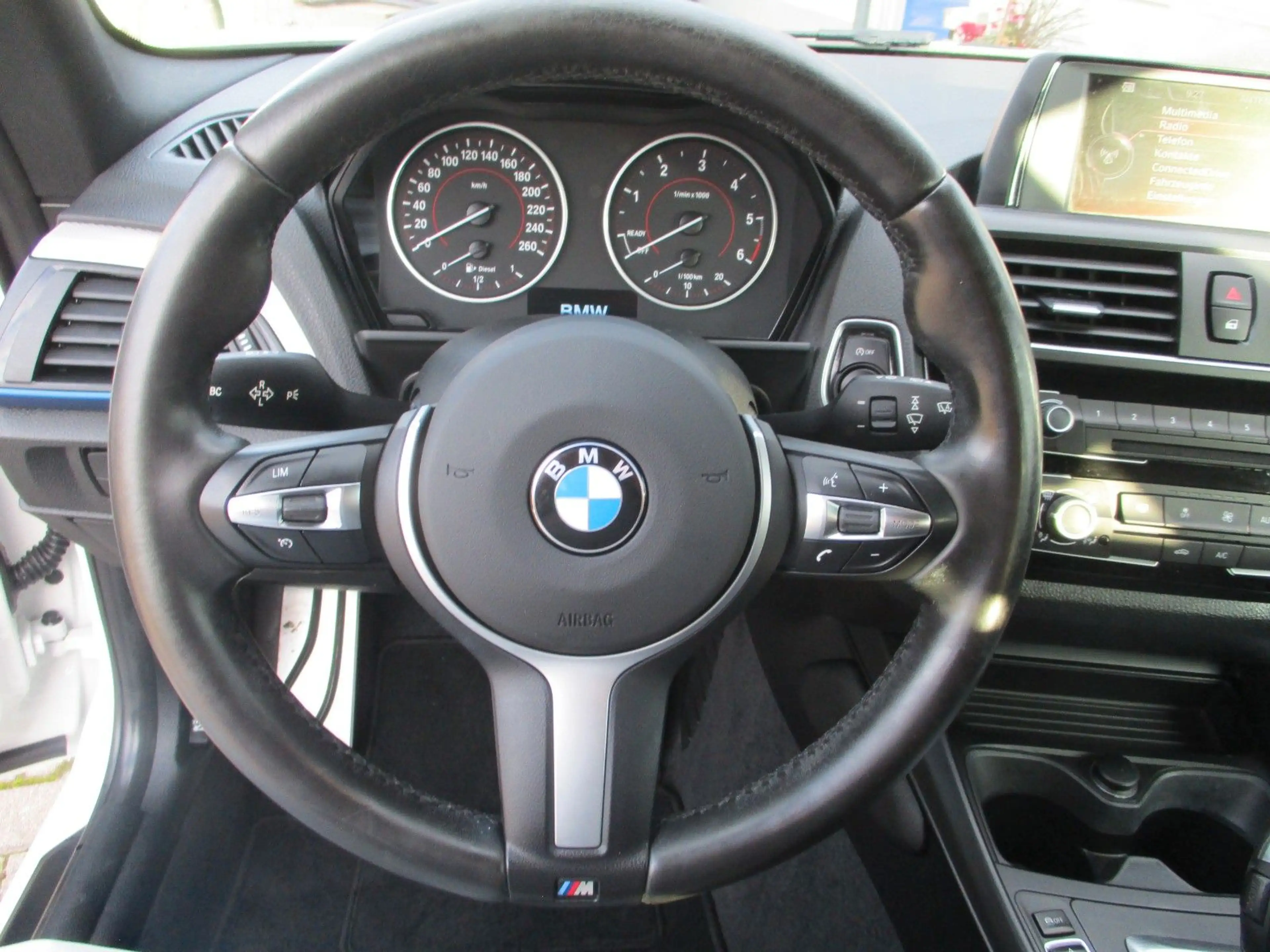 BMW 118 d M Sport+Alcantara+Edition — photo 10