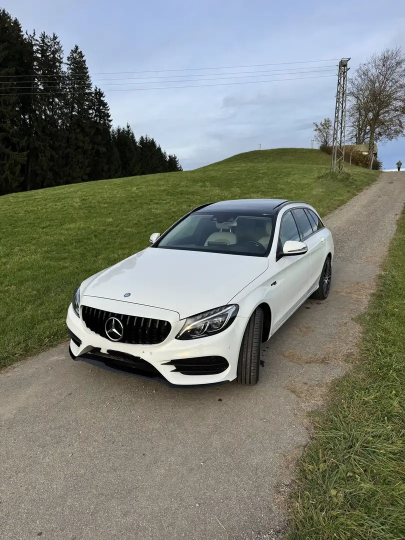 Mercedes-Benz C 400 4Matic T 7G-TRONIC AMG Line - 1