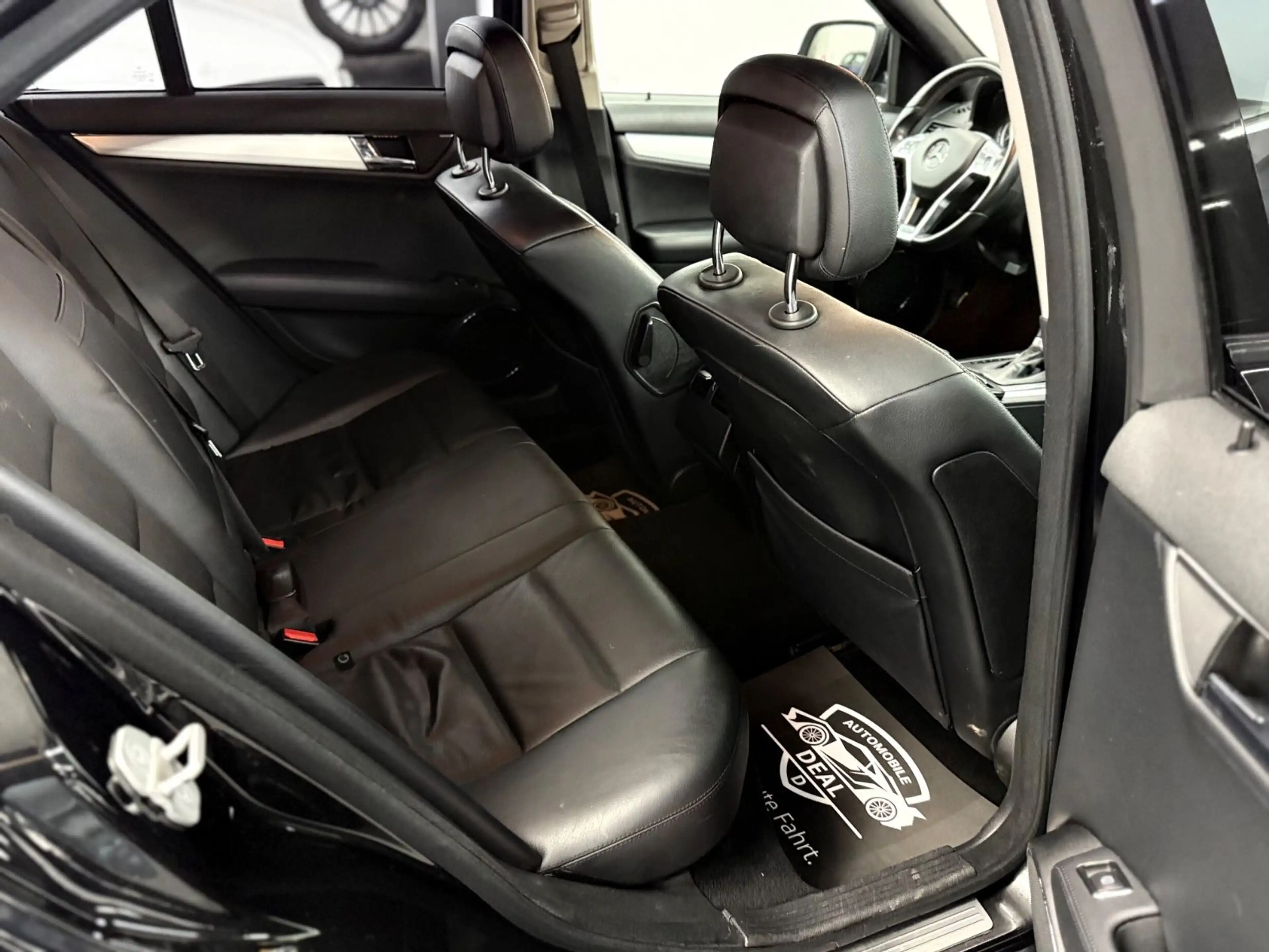 Mercedes-Benz C 350 C Limousine C 350 Sternhimmel — photo 14