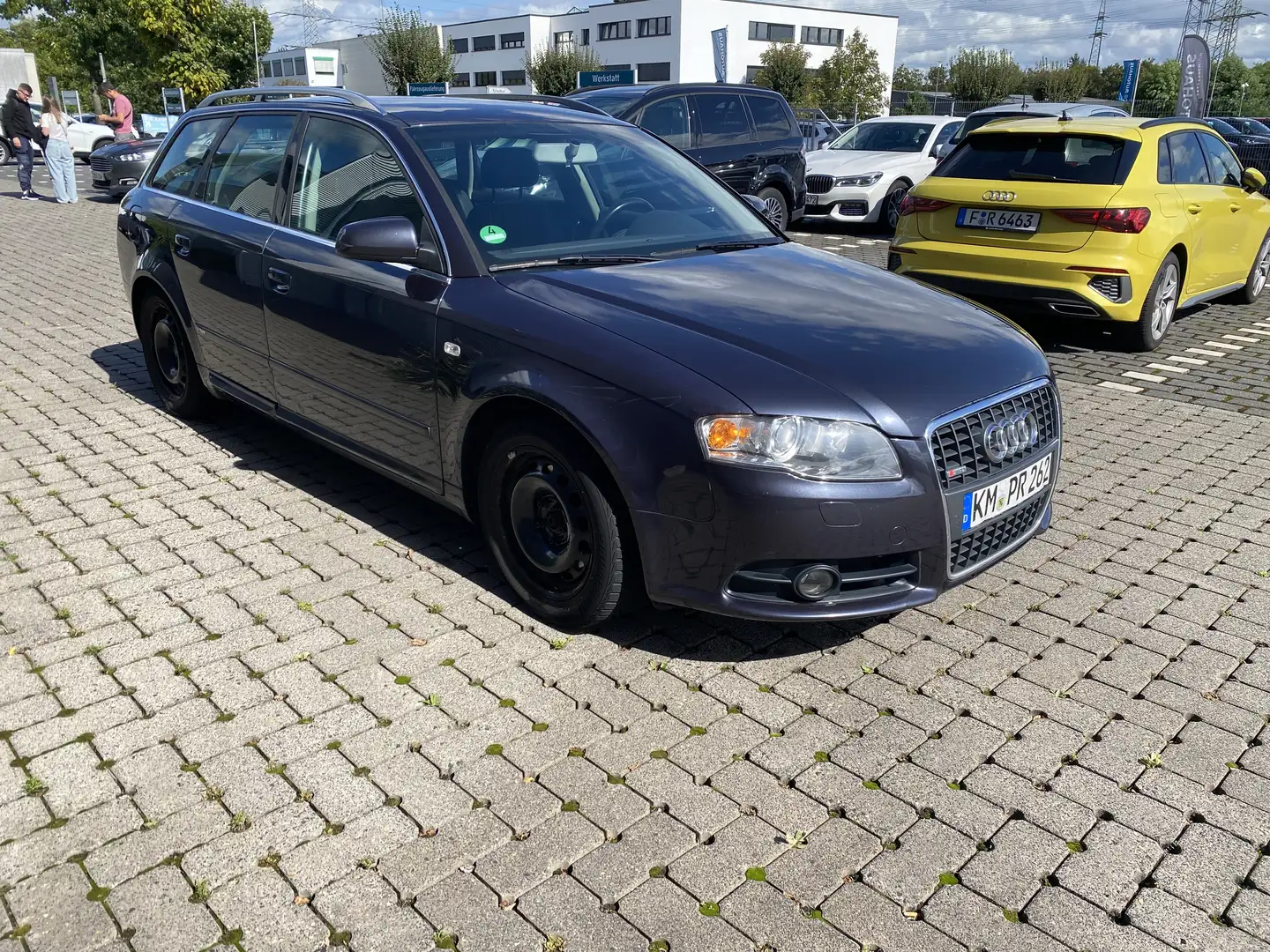 Audi A4 A4 S4 .1.8 T. SLINE . EURO.4 TÜV.NEU Grau - 1
