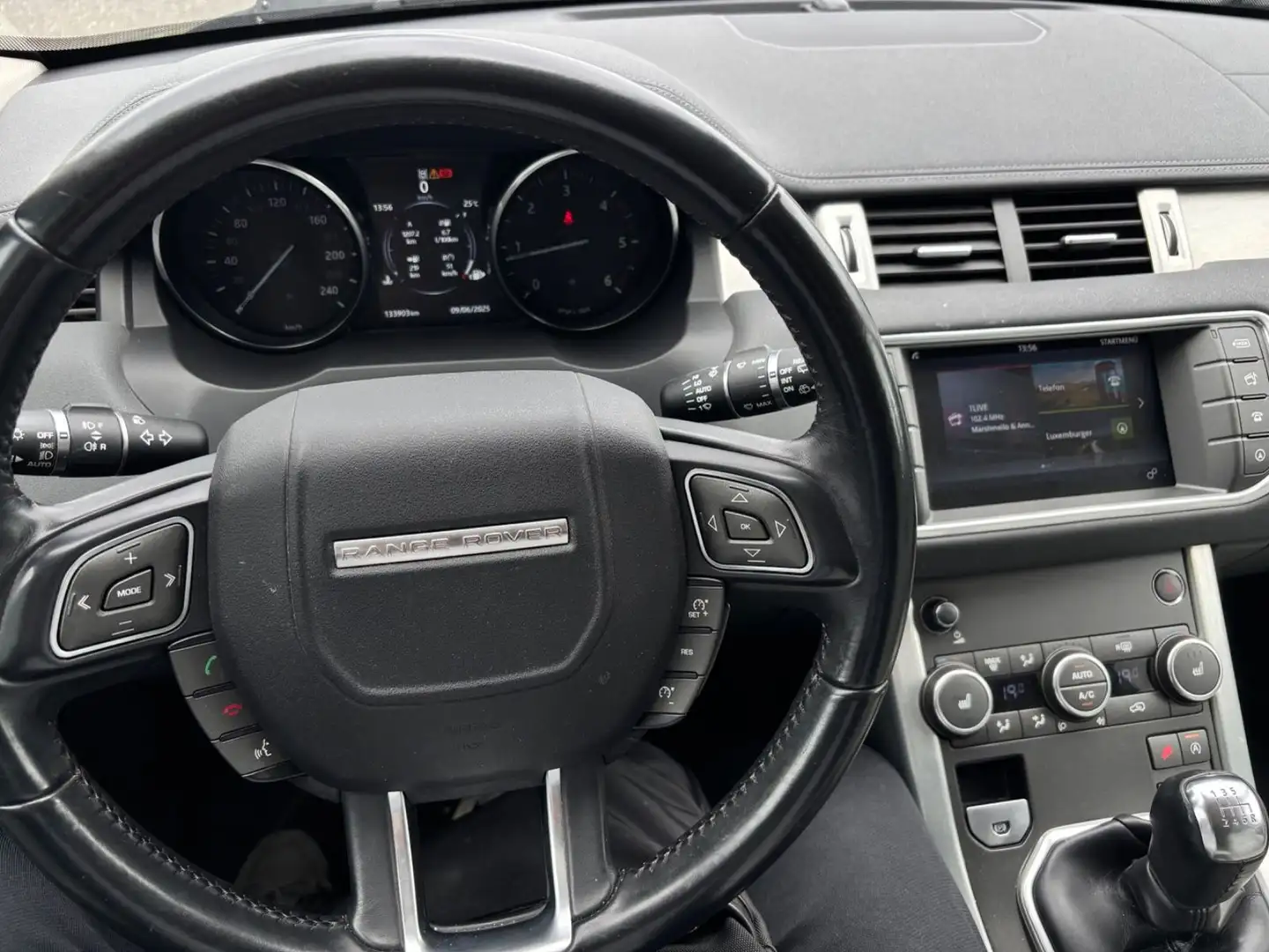 Land Rover Range Rover Evoque SE Dynamic Nav+/Leder/6-G/AHK Grijs - 2