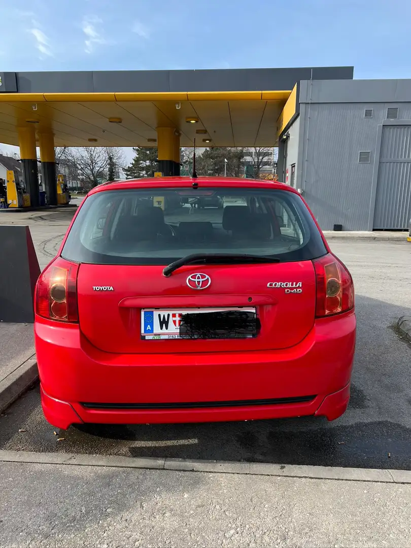 Toyota Corolla 1.4 D-4D Sol Roşu - 1