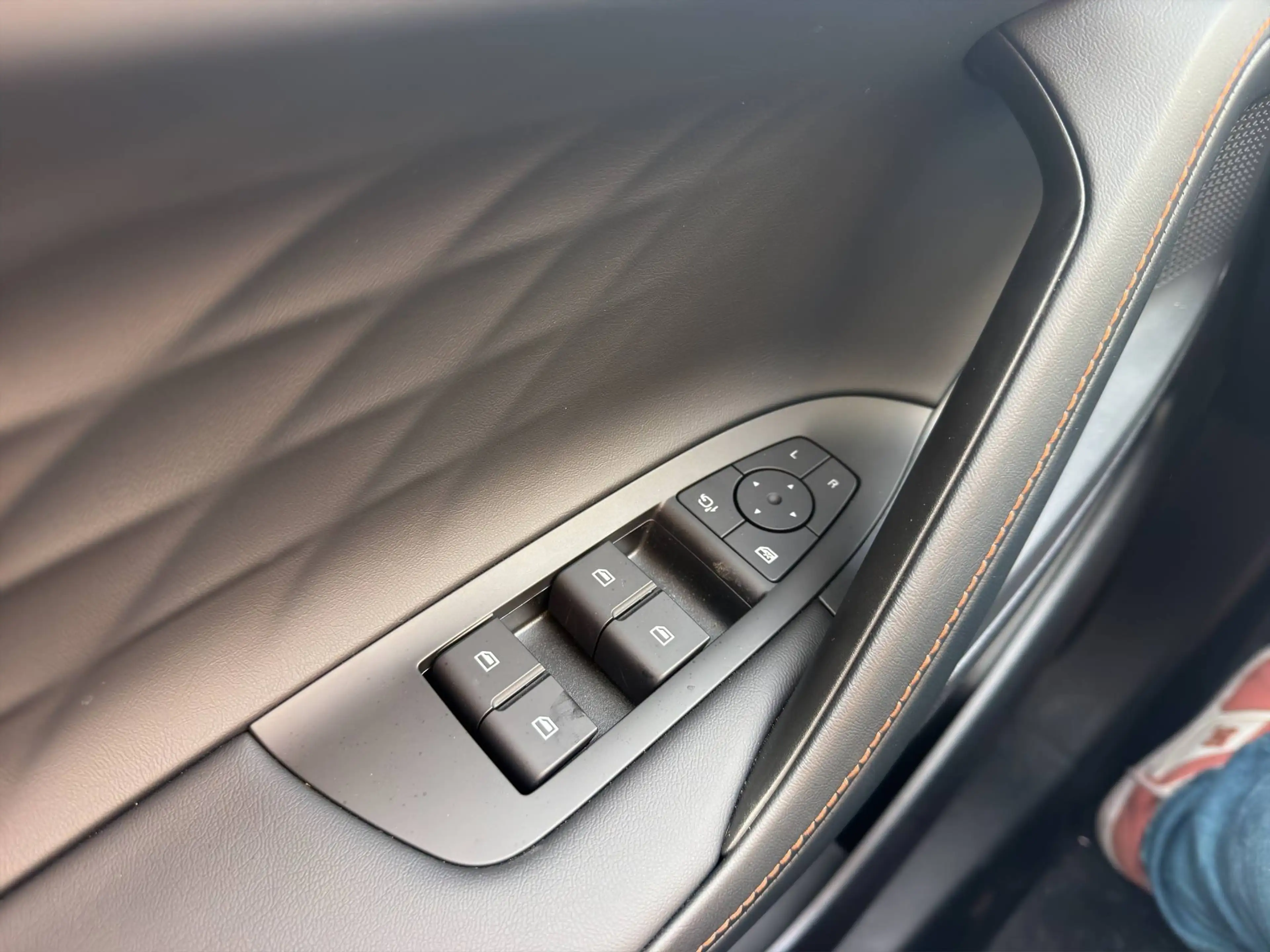 MG HS HS Hybrid  1.5 Turbo Luxury — photo 12