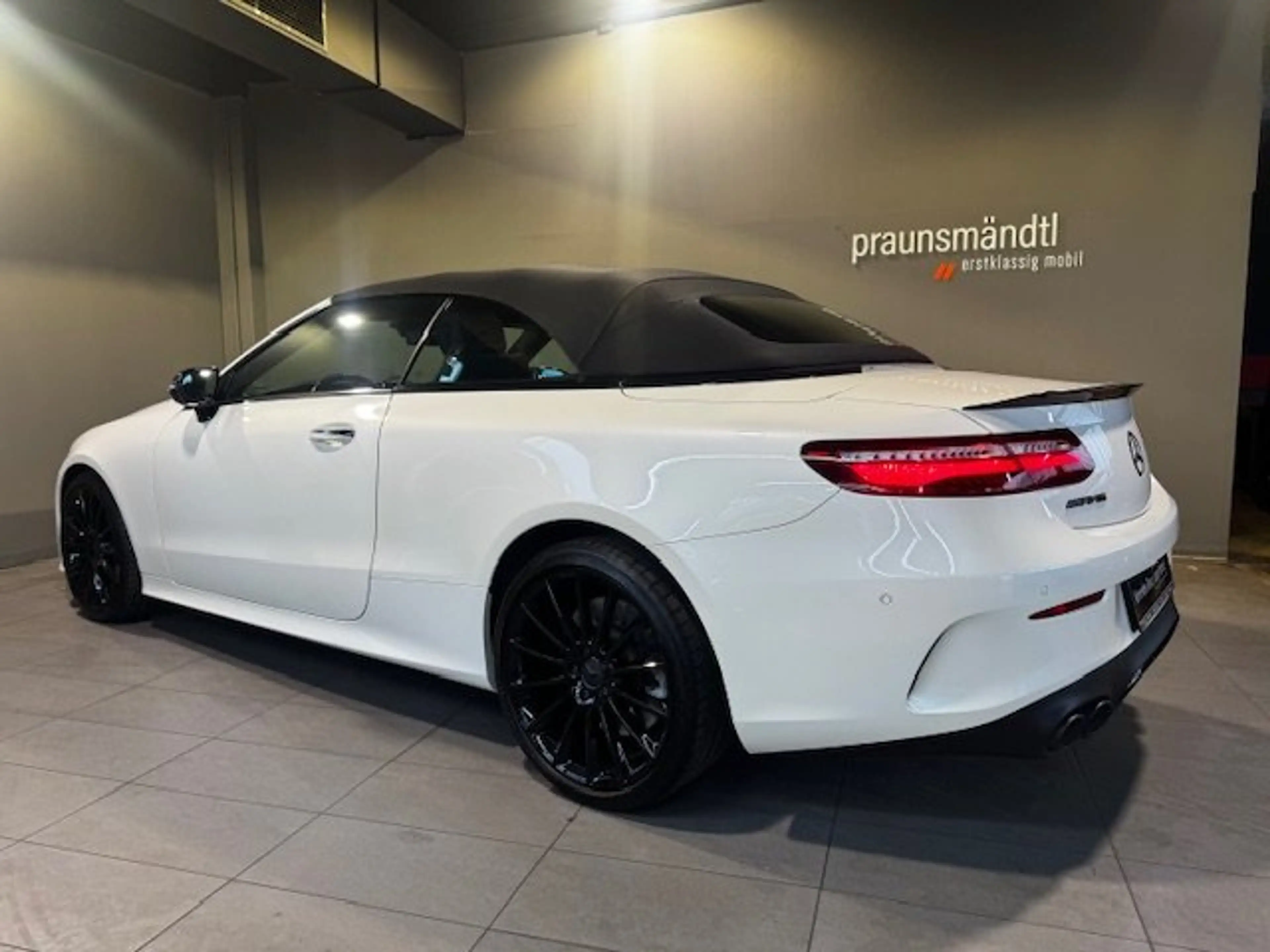 Mercedes-Benz E 53 AMG E 53 4M+ AMG Cabriolet Sound/LED/Distr+/DrivPack — photo 2