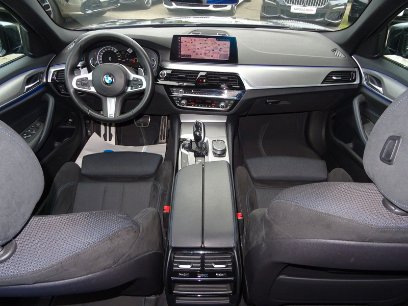 BMW 520 i Aut M Sportpaket 18" Navi Alcant. LED Amb.L — photo 7