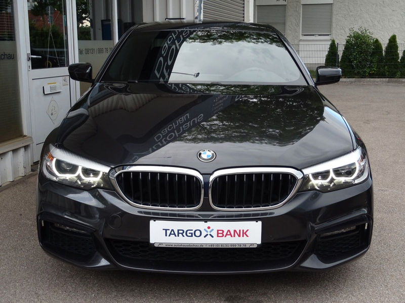 BMW 520 i Aut M Sportpaket 18" Navi Alcant. LED Amb.L — photo 2