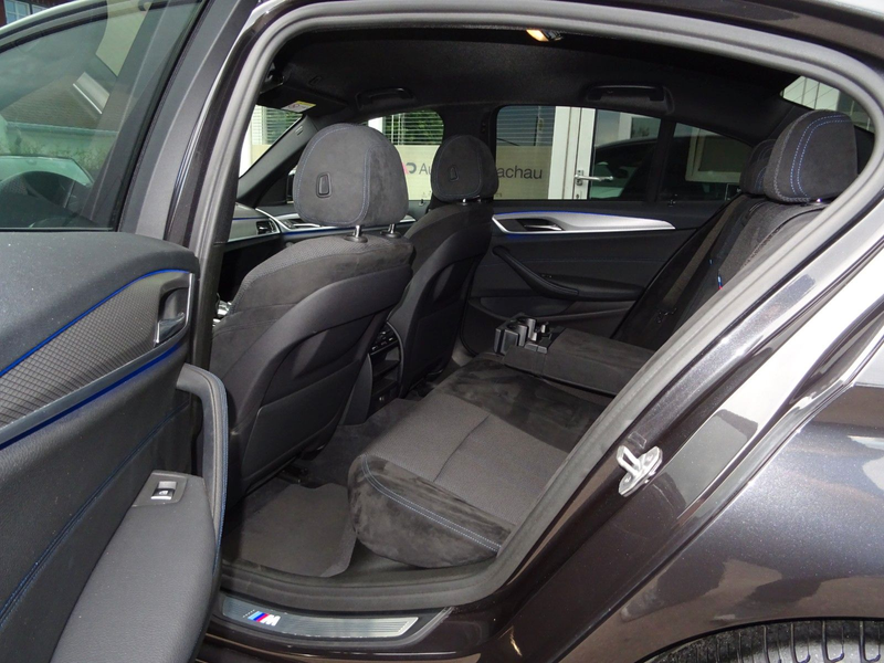 BMW 520 i Aut M Sportpaket 18" Navi Alcant. LED Amb.L — photo 13