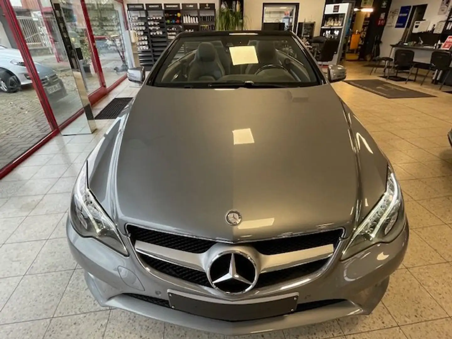 Mercedes-Benz E 200 E 200 (207.434) Argent - 2
