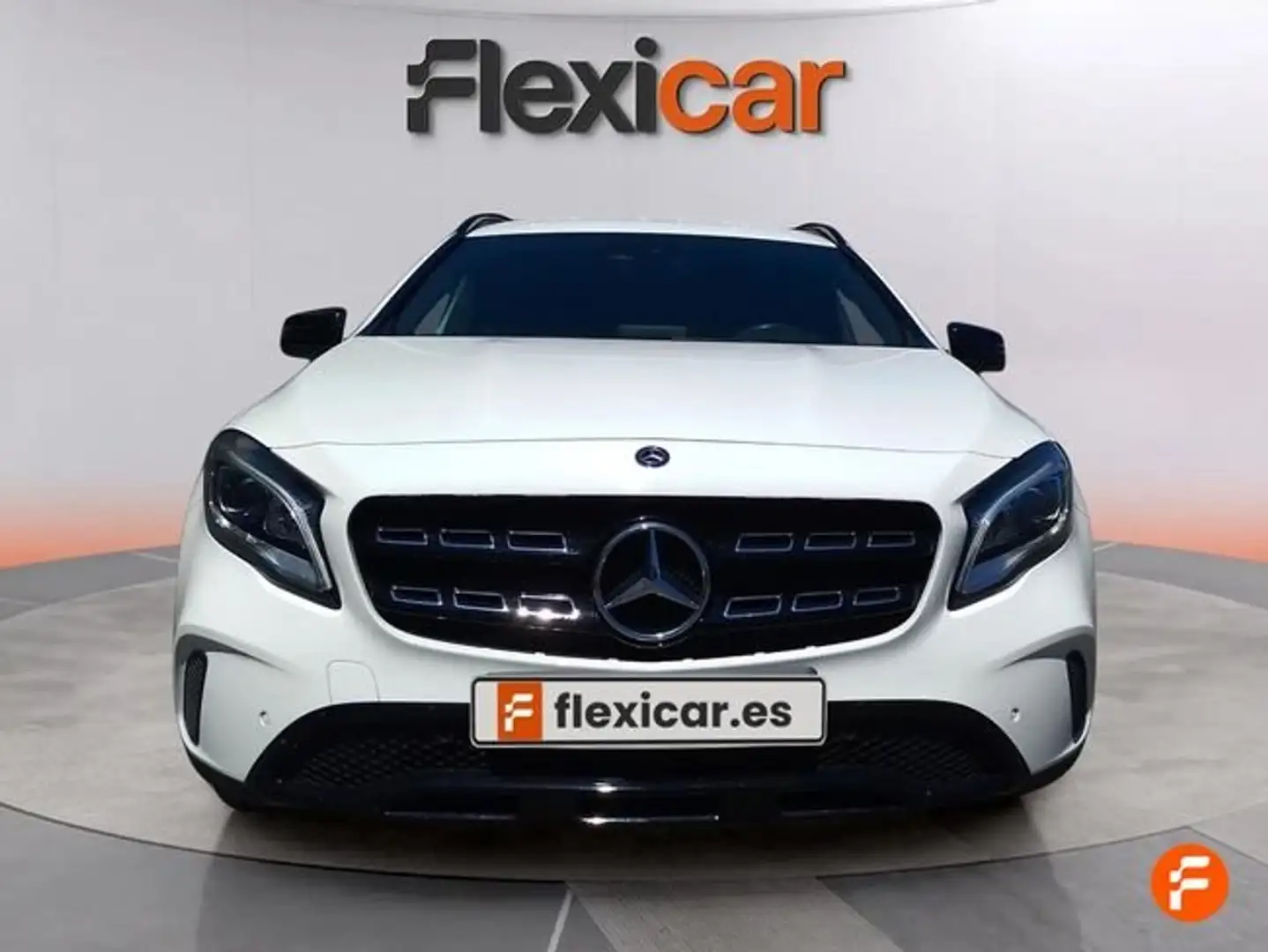 Mercedes-Benz GLA 200 200d Blanco - 2